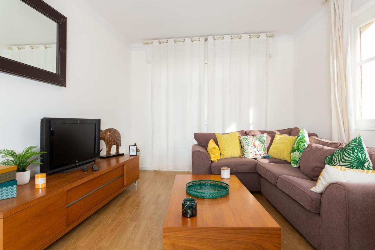 Apartment 2-br 2 Min From The Beaches *